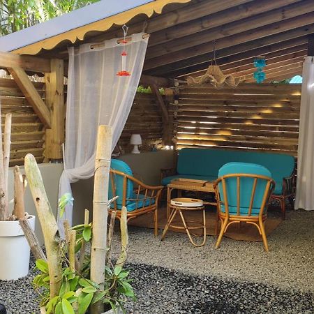 Gite Kaz A Topaze, Piscine, Jardin Tropical 圣罗斯 外观 照片
